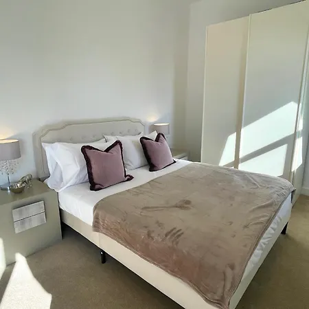 The Aurelia By Harrods Apartment London