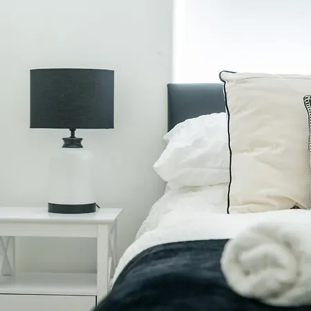 Queensway Dream, Hyde Park Apartment London