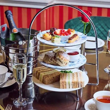 The Leonard Hotel 4*