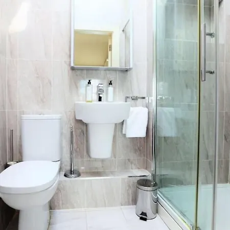 Cosy Entire Leicester Square *