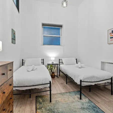 Charming 3br By Redcliffe Gdns Сasa de vacaciones
