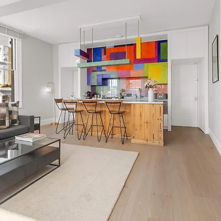 Stylish One Bedroom Apartment