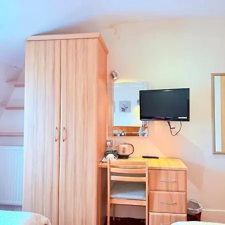 Albro House Hotel 2*