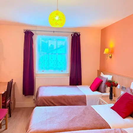 Albro House Hotel