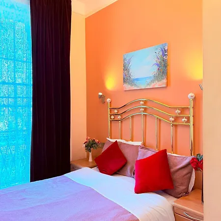 Albro House Hotel
