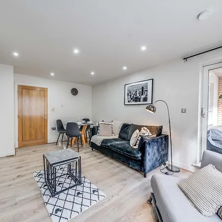 Canary Wharf O2 Excel Flat With Parking & Balcony 公寓