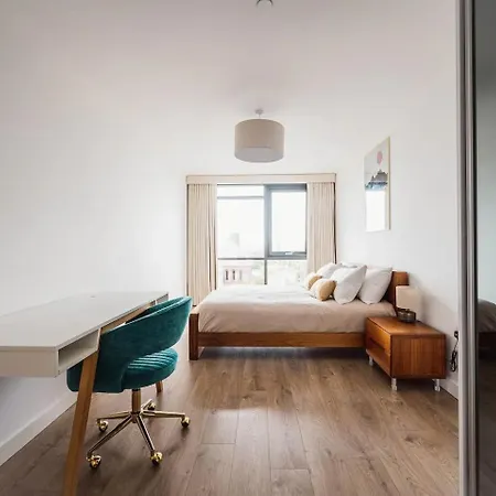 Apartment Pass The Keys 3 Bed 2 Bath With Stunning Views From The 8th Fl *