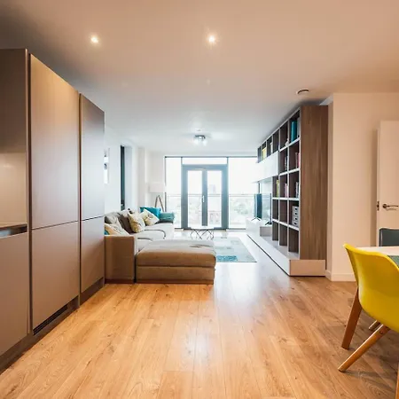 Apartment Pass The Keys 3 Bed 2 Bath With Stunning Views From The 8th Fl
