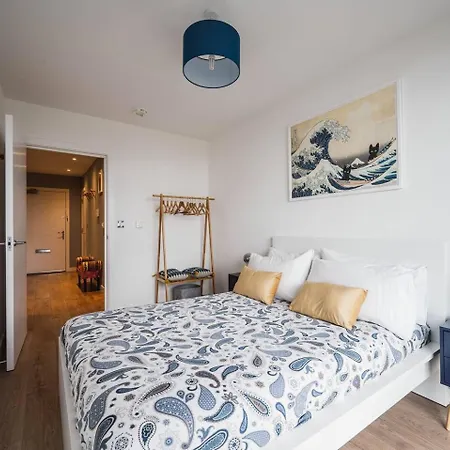 Apartment Pass The Keys 3 Bed 2 Bath With Stunning Views From The 8th Fl