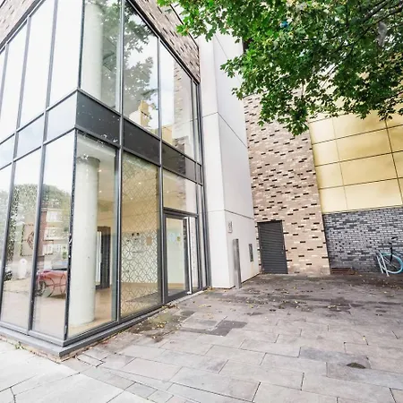 Pass The Keys 3 Bed 2 Bath With Stunning Views From The 8th Fl Apartment London