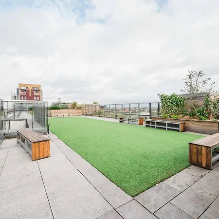 Pass The Keys 3 Bed 2 Bath With Stunning Views From The 8th Fl Apartment London