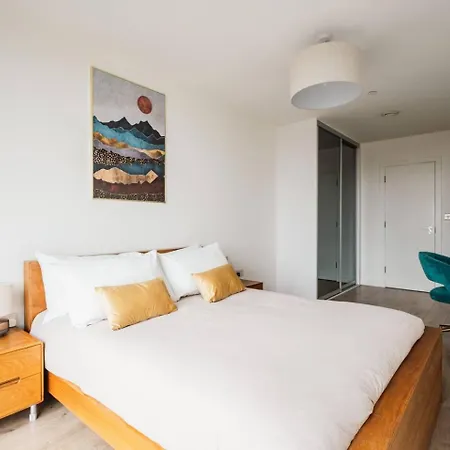 Apartment Pass The Keys 3 Bed 2 Bath With Stunning Views From The 8th Fl *