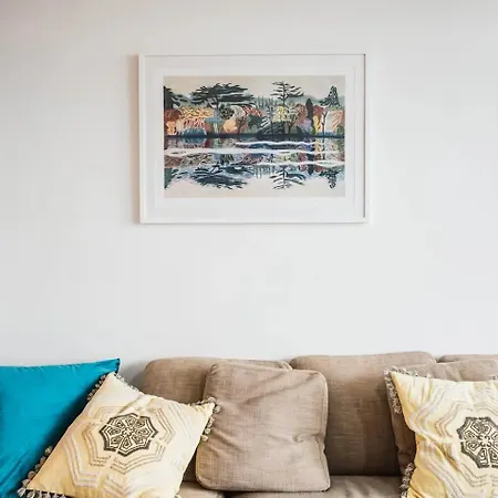 Pass The Keys 3 Bed 2 Bath With Stunning Views From The 8th Fl Apartment