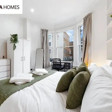Urban Hideaway, Private Garden, 2 Mins To Station Apartment