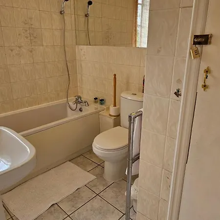 公寓 Elegant 1-bed Flat, Sleeps 5, Nw6 - 5 Mins To Jubilee, Bakerloo & Overground Lines