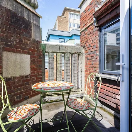 Apartment Temple Chambers , Long , Weekly & Monthly Offers , Contractors , Relocations , Leisure & Family Croydon