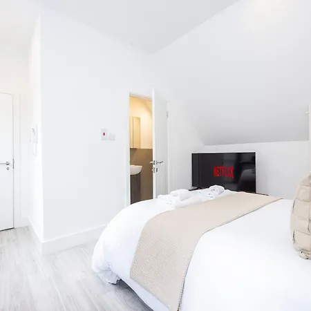 Temple Chambers , Long , Weekly & Monthly Offers , Contractors , Relocations , Leisure & Family Apartment Croydon