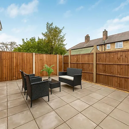 Bright Private - Peaceful Morden Location