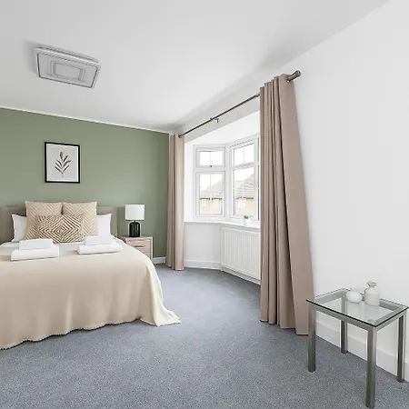 Bright Private - Peaceful Morden Location Apartament *