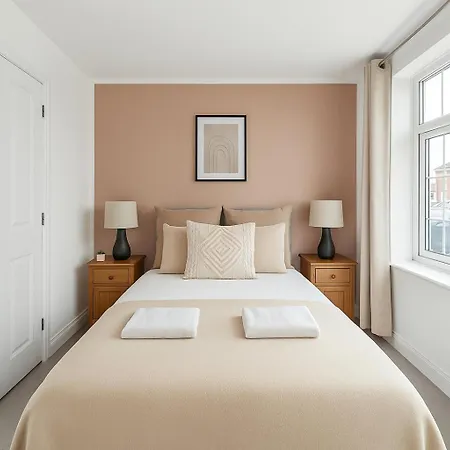 Apartament Bright Private - Peaceful Morden Location *