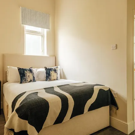 The Egerton - Luxury Apartment *