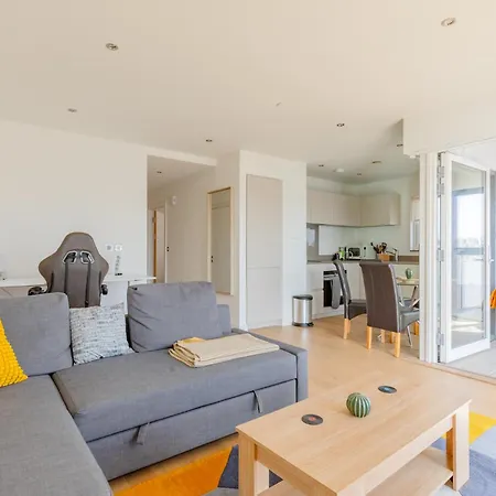 Gorgeous 1bd Flat With Incredible Views Of The O2 Λονδίνο
