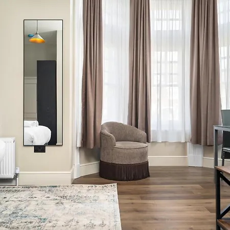 The Turrets, Willesden Apartment London