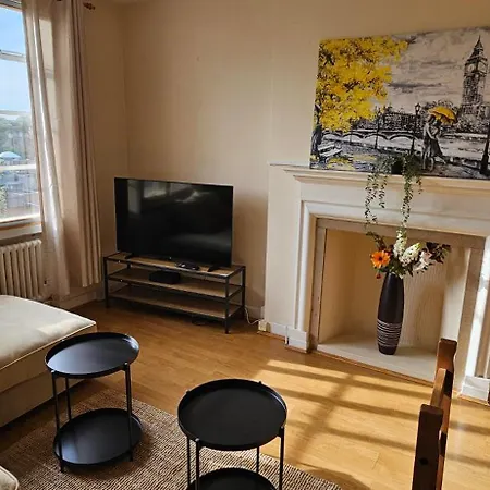 Elegant 1-bed Flat, Sleeps 5, Nw6 - 5 Mins To Jubilee, Bakerloo & Overground Lines 公寓 伦敦