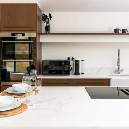 Architect Built Japandi-style Luxury Home, Unique In The Heart Of Finsbury Park, In 10minutes, Near Arsenal And Tottenham Stadiums 아파트 런던