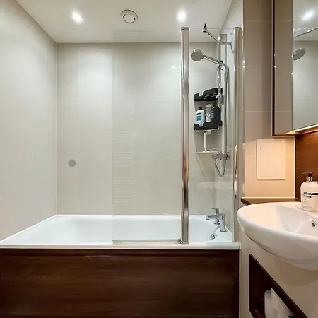 George's Place In Wembley - Close To Wembley Stadium & Wembley Arena * Londres