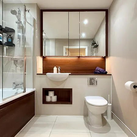 George's Place In Wembley - Close To Wembley Stadium & Wembley Arena Apartamento Londres