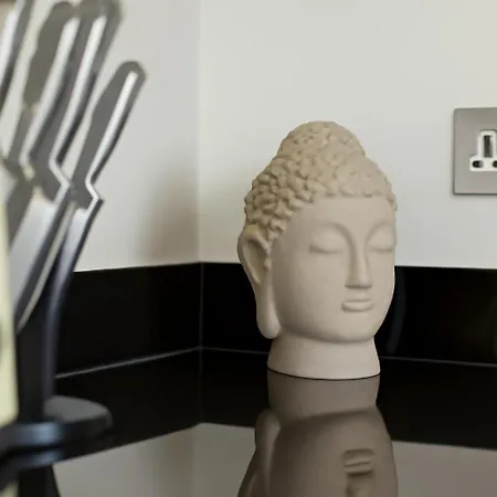 Apartment Urban Living In Style In Canary Wharf London