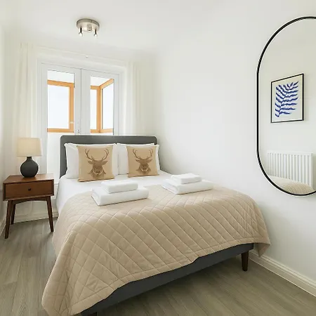 Apartment 2 Bed In Canary Wharf *