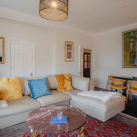 The Egerton - Luxury London