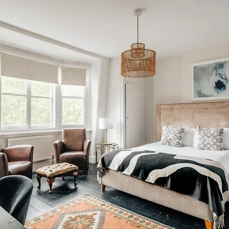 The Egerton - Luxury Apartment