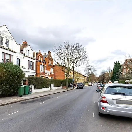 Stunning Three Bed In West Hampstead Apartamento Londres