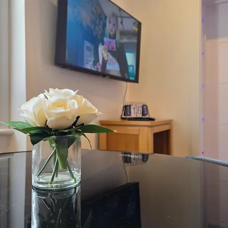 Charming 2 Bedroom Flat In Paddington