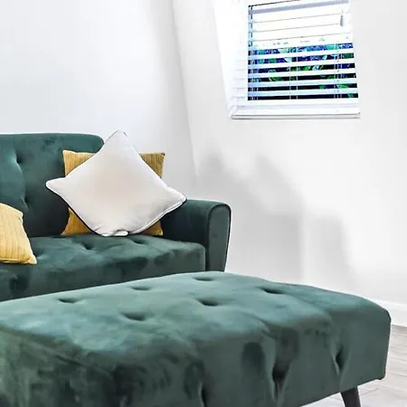 Apartamento Cosy 3br Urban Oasis In