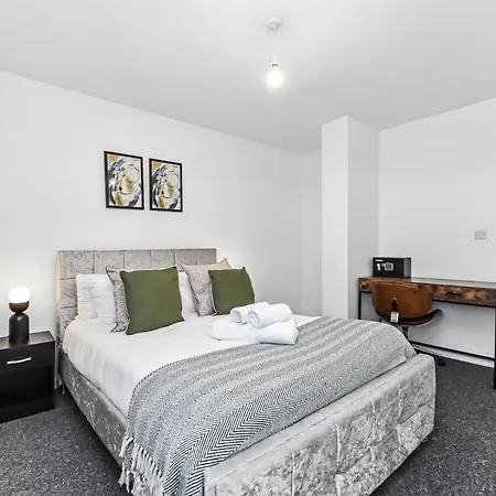 Cosy 3br Urban Oasis In Apartamento