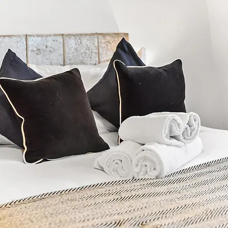Cosy 3br Urban Oasis In Apartamento Londres