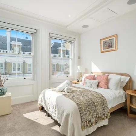 Hyde Park Gardens Gem - Niru Experience Apartment London