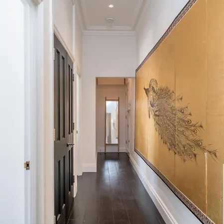 Hyde Park Gardens Gem - Niru Experience