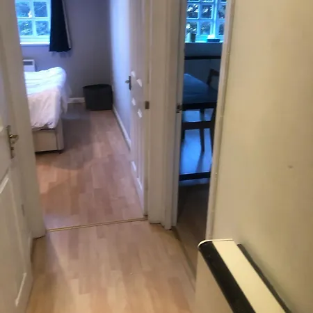 アパート Cosy 1 Bed Flat In Colliers Wood