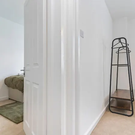 Wembley Stadium 4 Bed Pad Free Parking