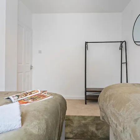 Wembley Stadium 4 Bed Pad Free Parking *