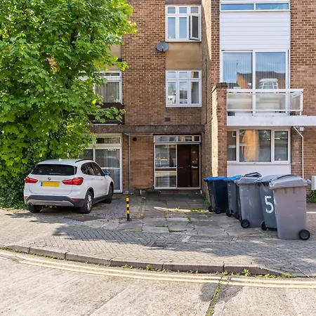 Wembley Stadium 4 Bed Pad Free Parking בית נופש לונדון