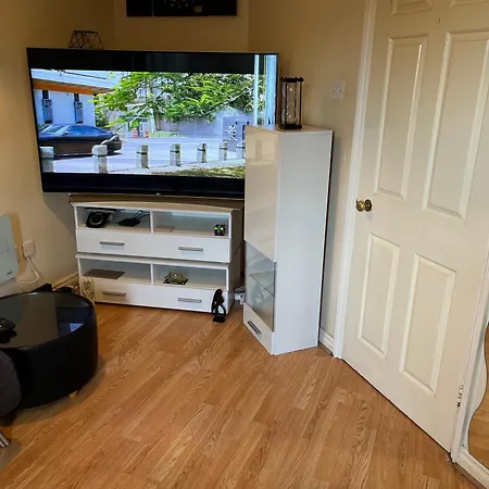 Marthins Apartman Thamesmead (Greater London)
