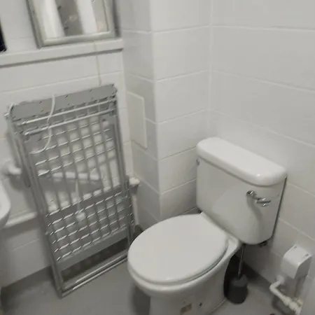 Double In Apartment Abbey Wood