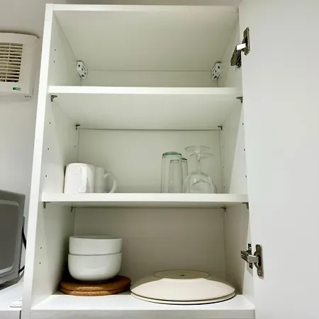 Light & Lamp, En-suite Studio, In Woolwich London