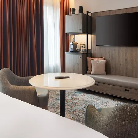 The Memoir Club Hotel